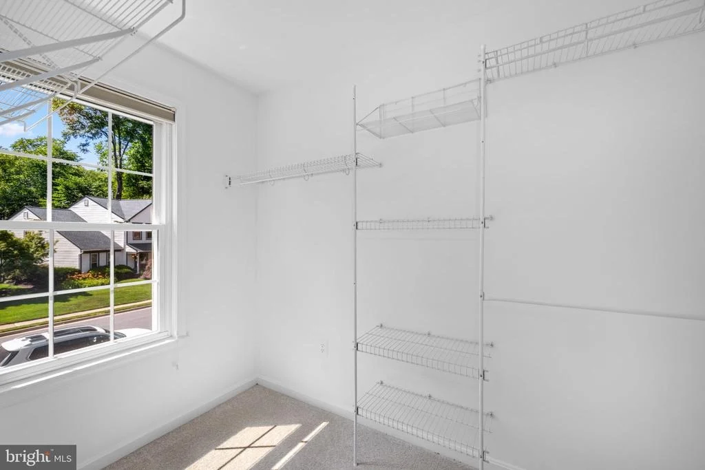 Photo of 9454 LAPSTRAKE LANE