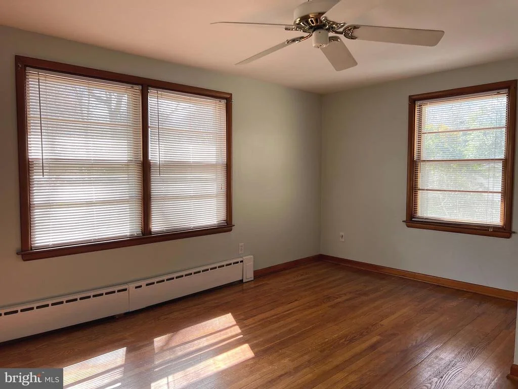 Photo of 102 OAK DRIVE