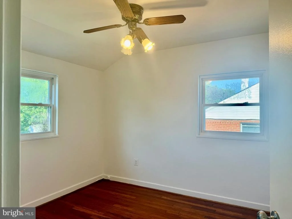 Photo of 6212 CARTERS LANE