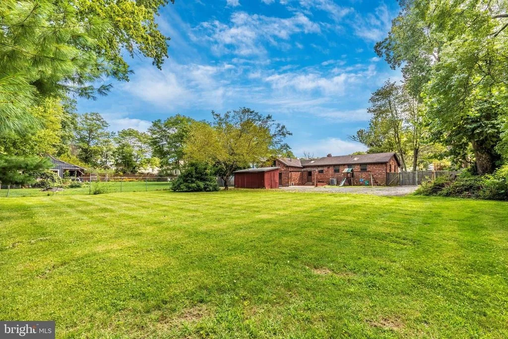Photo of 5912 MAPLE TERRACE