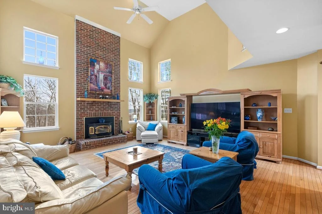 Photo of 22331 FLINTRIDGE DRIVE