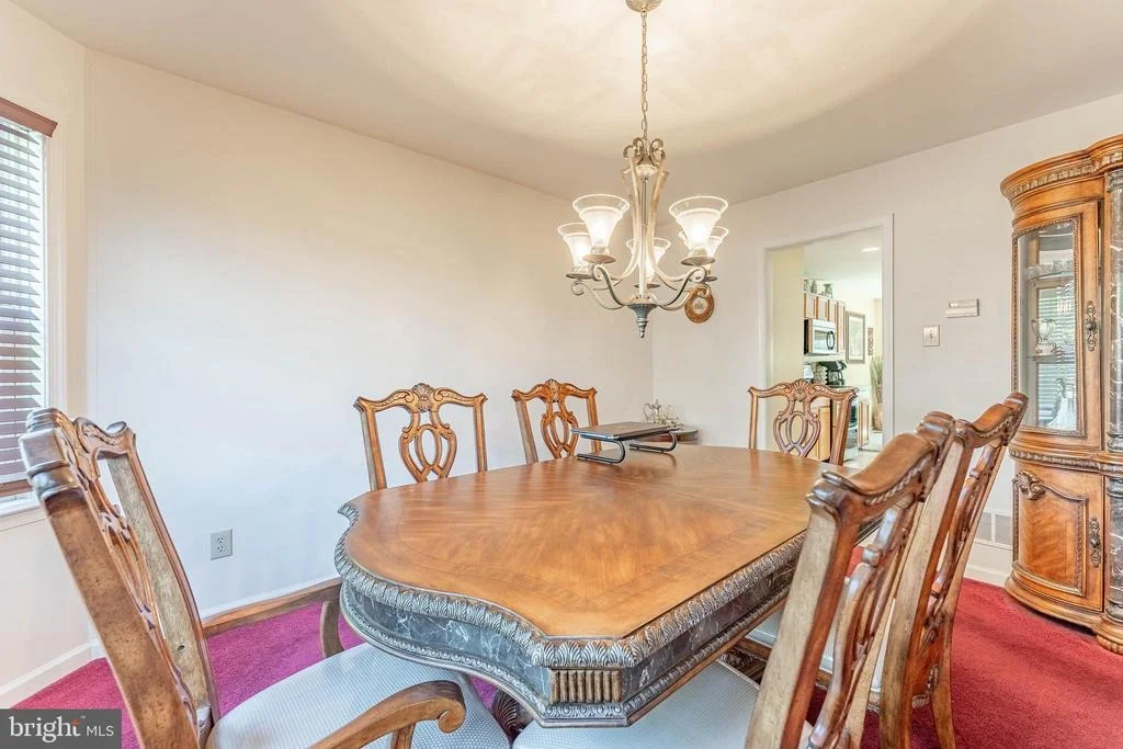 Photo of 209 W FORESTVIEW AVENUE