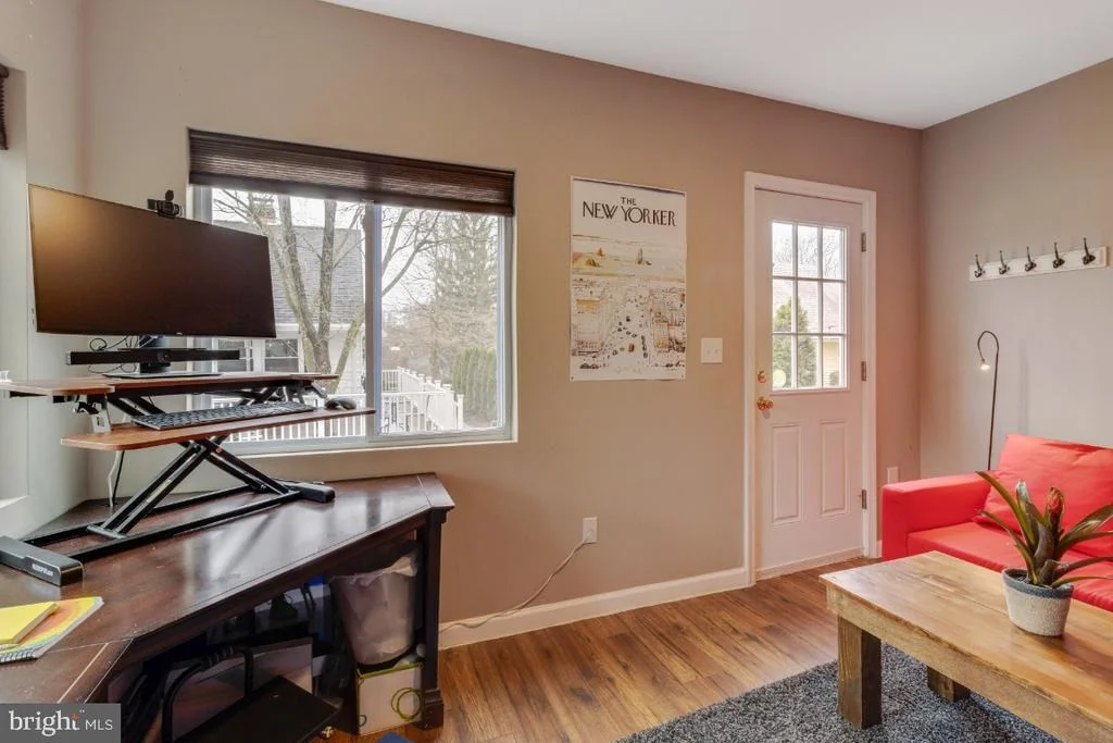 Photo of 903 ROBIN ROAD