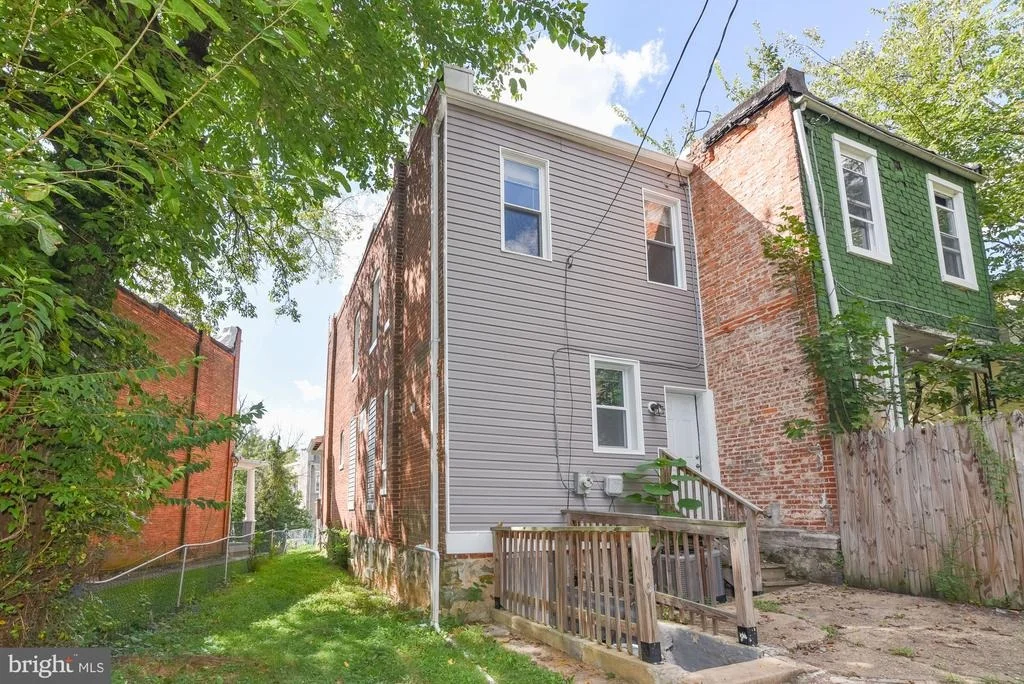 Photo of 3619 COTTAGE AVENUE