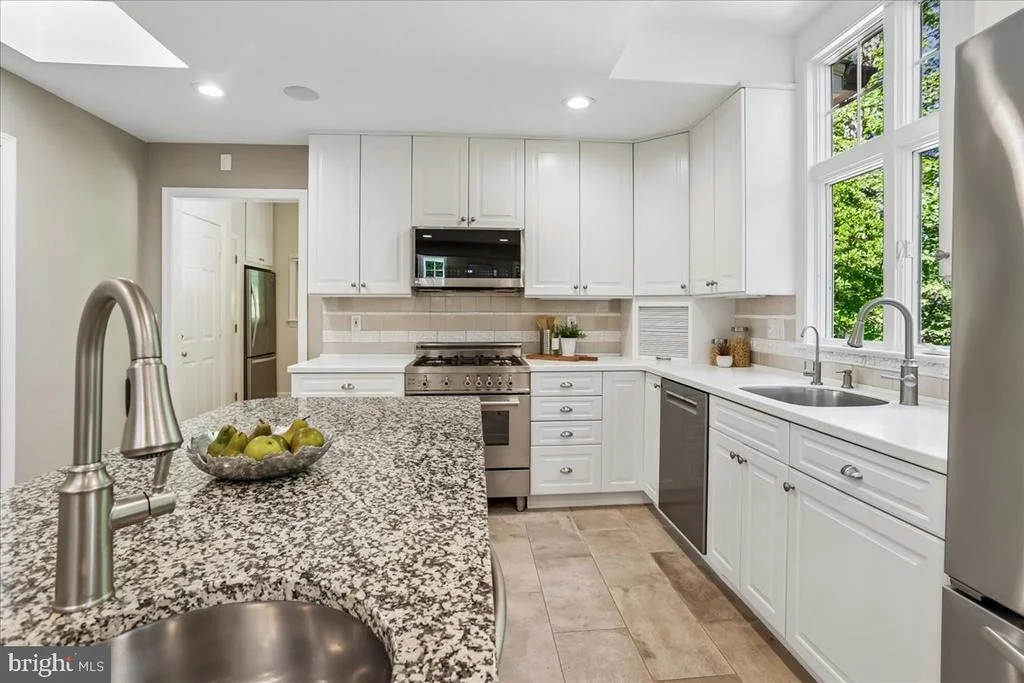 Photo of 3202 PICKWICK LANE