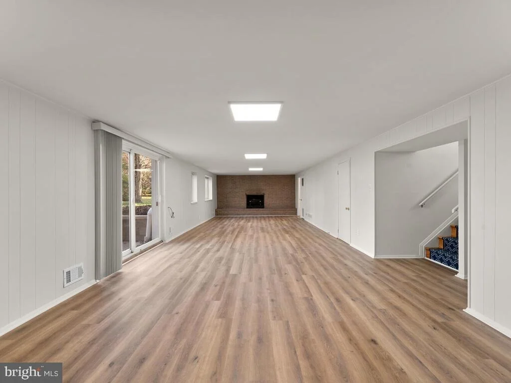 Photo of 5013 ELIOTS OAK ROAD