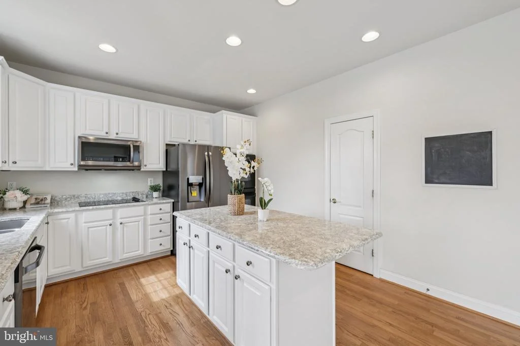 Photo of 1702 FIELDBROOK LANE