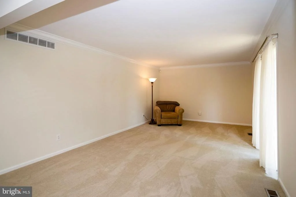 Photo of 34 CHESTERTOWN ROAD