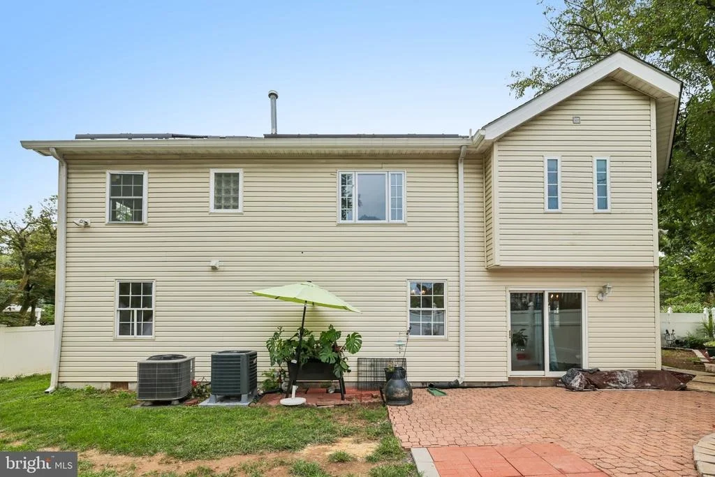 Photo of 19069 STALEYBRIDGE ROAD