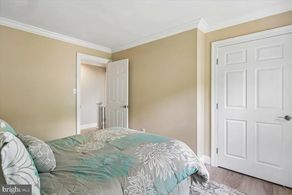 Photo of 2425 HIDDEN VALLEY LANE
