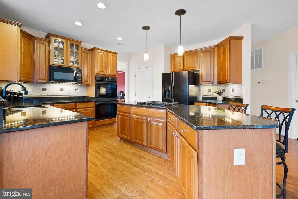 Photo of 42490 LONGACRE