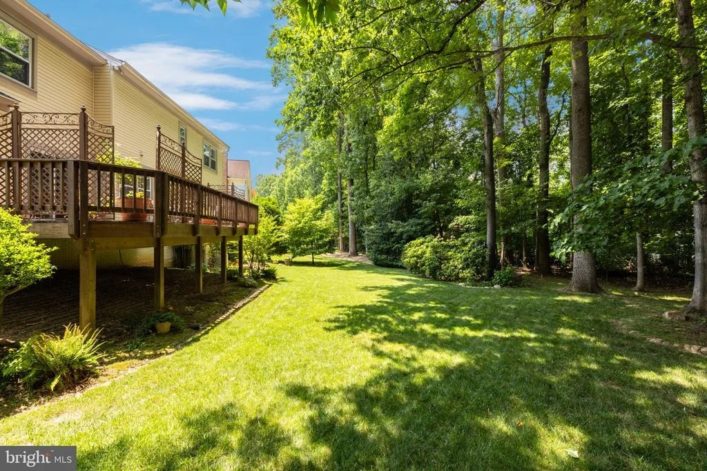 Photo of 9304 MAINSAIL DRIVE