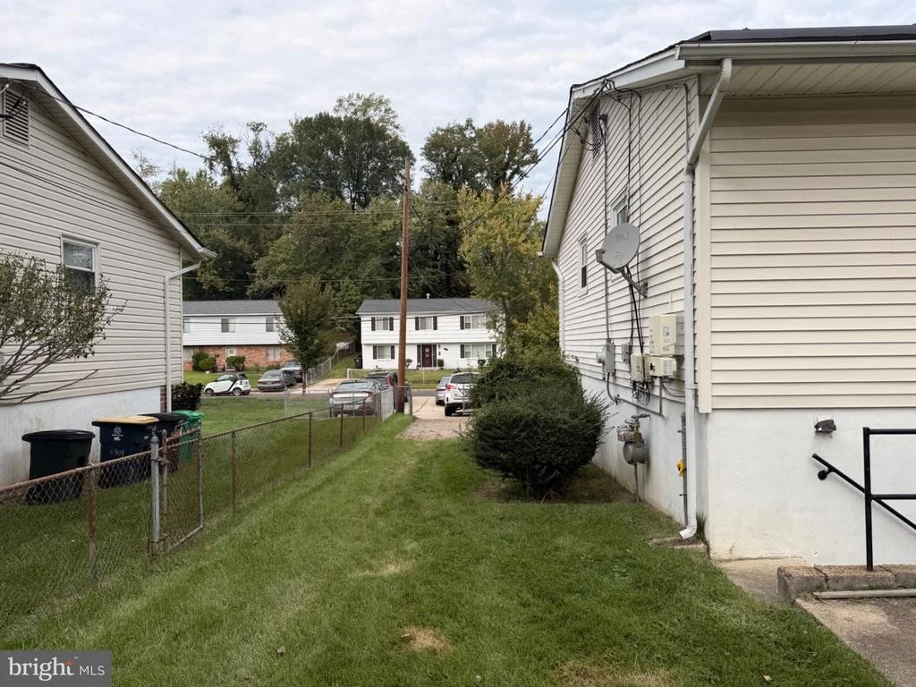 Photo of 6911 CANYON DRIVE