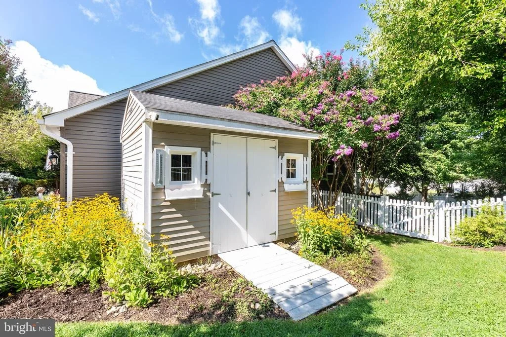 Photo of 566 RICH MAR STREET