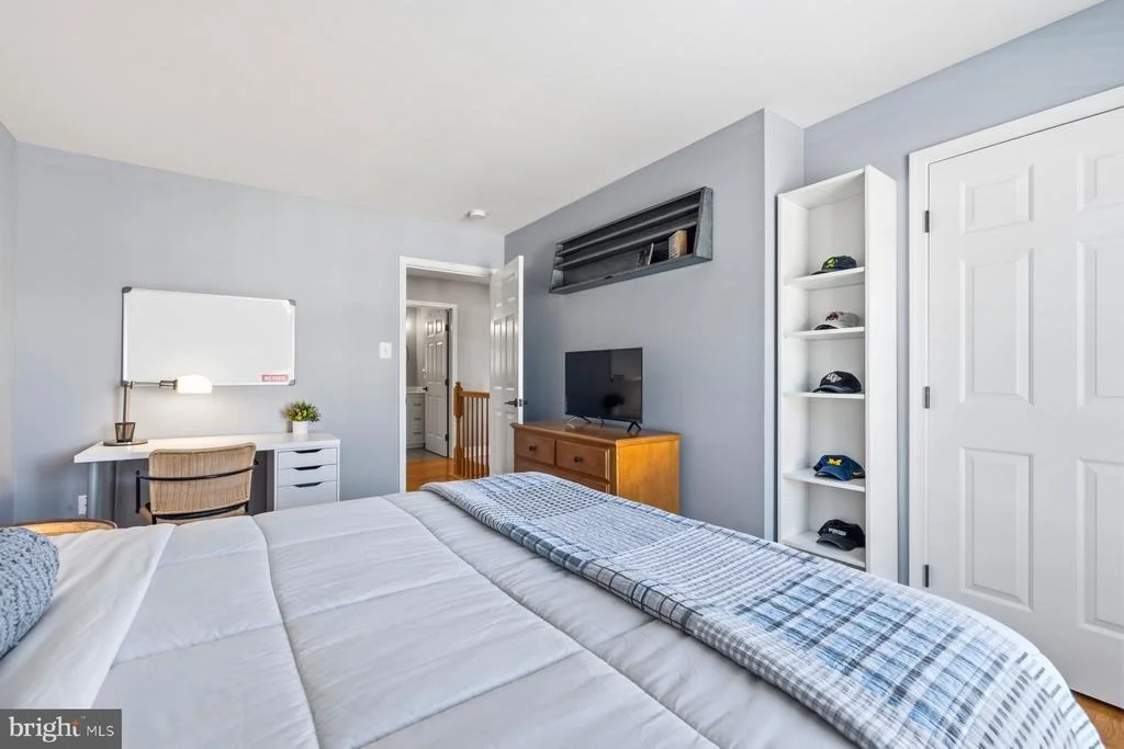 Photo of 1204 LONGBOW ROAD