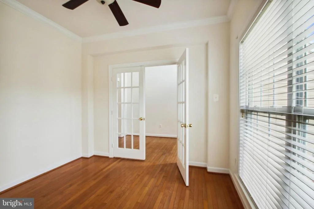 Photo of 1232 COLONIAL PARK DRIVE