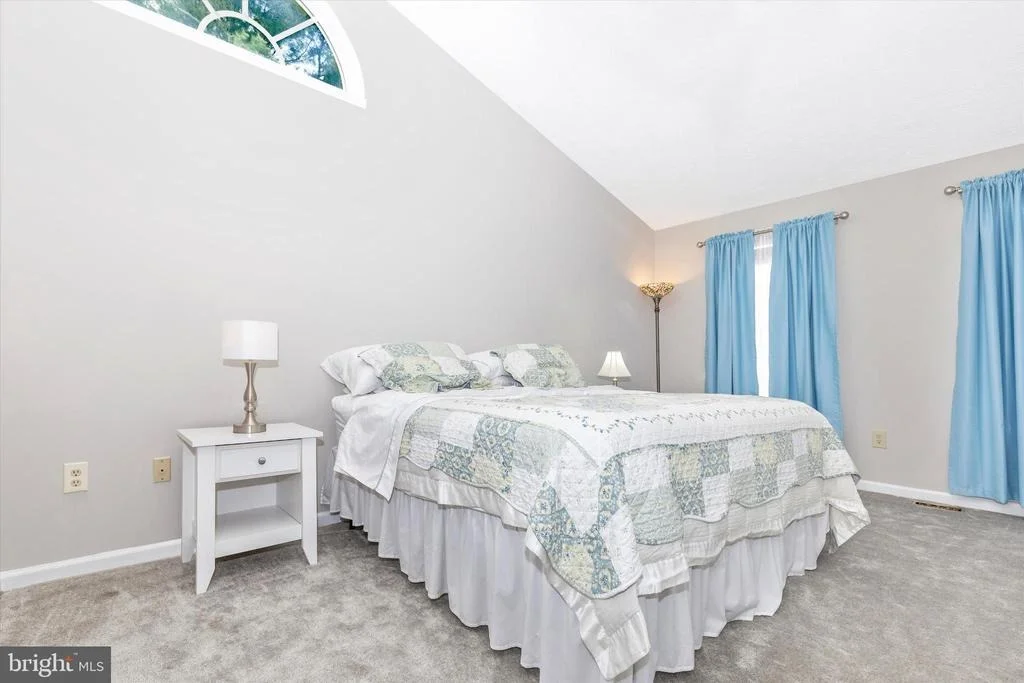 Photo of 6218 RAINIER DRIVE