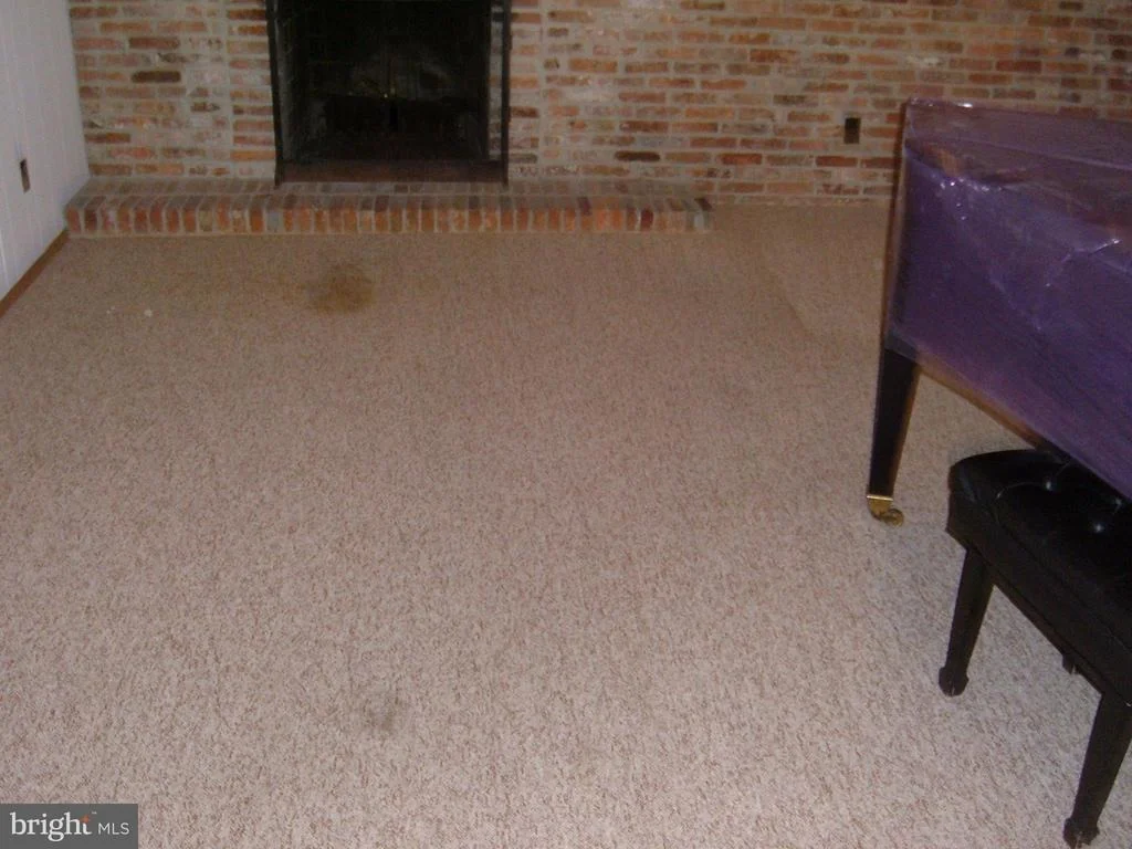 Photo of 1614 PEACOCK LANE