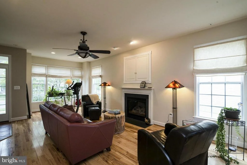 Photo of 1825 GREENLEESE DRIVE