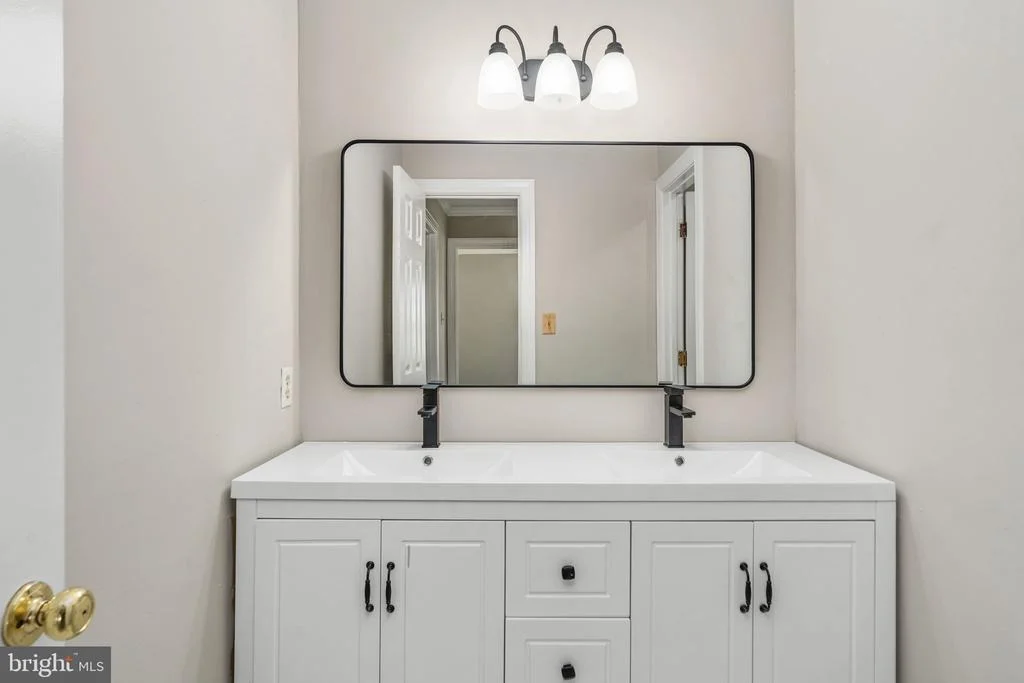 Photo of 9 SANFORD CIRCLE