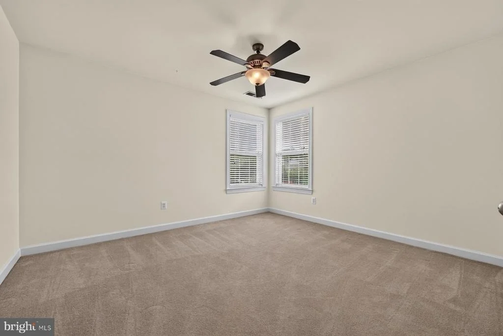 Photo of 810 MORAN DRIVE