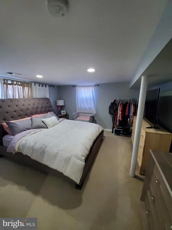 Photo of 6111 DEN LEE DRIVE