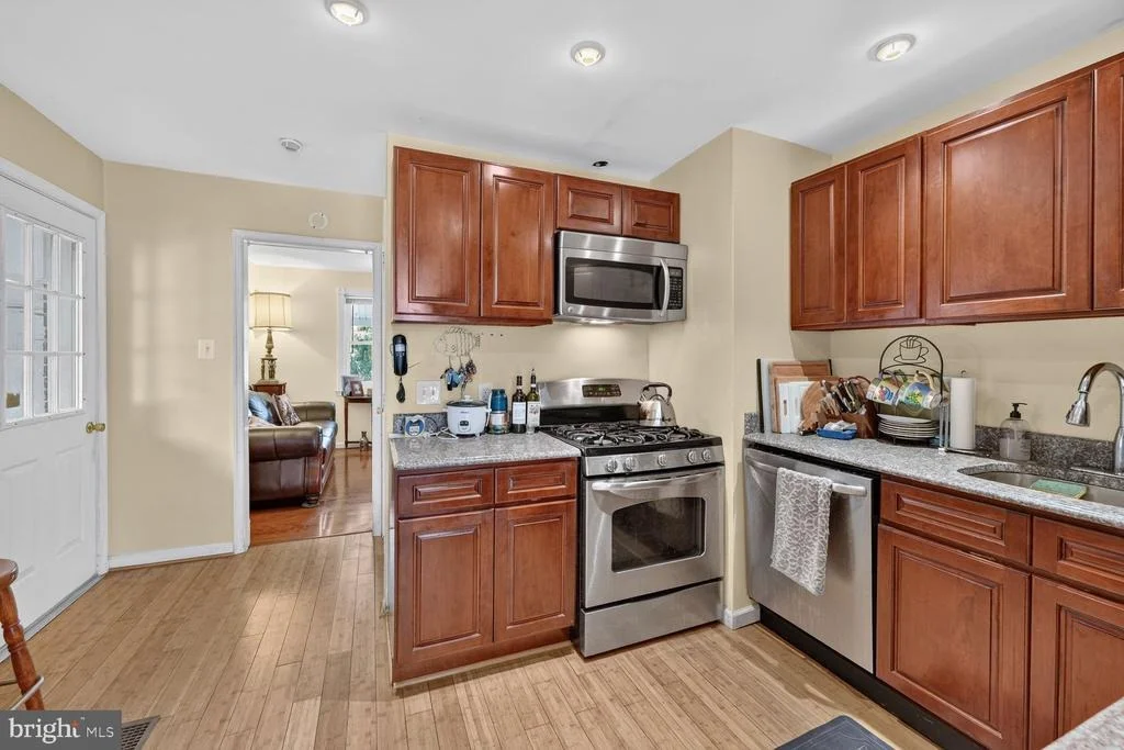 Photo of 5406 SPRING LANE