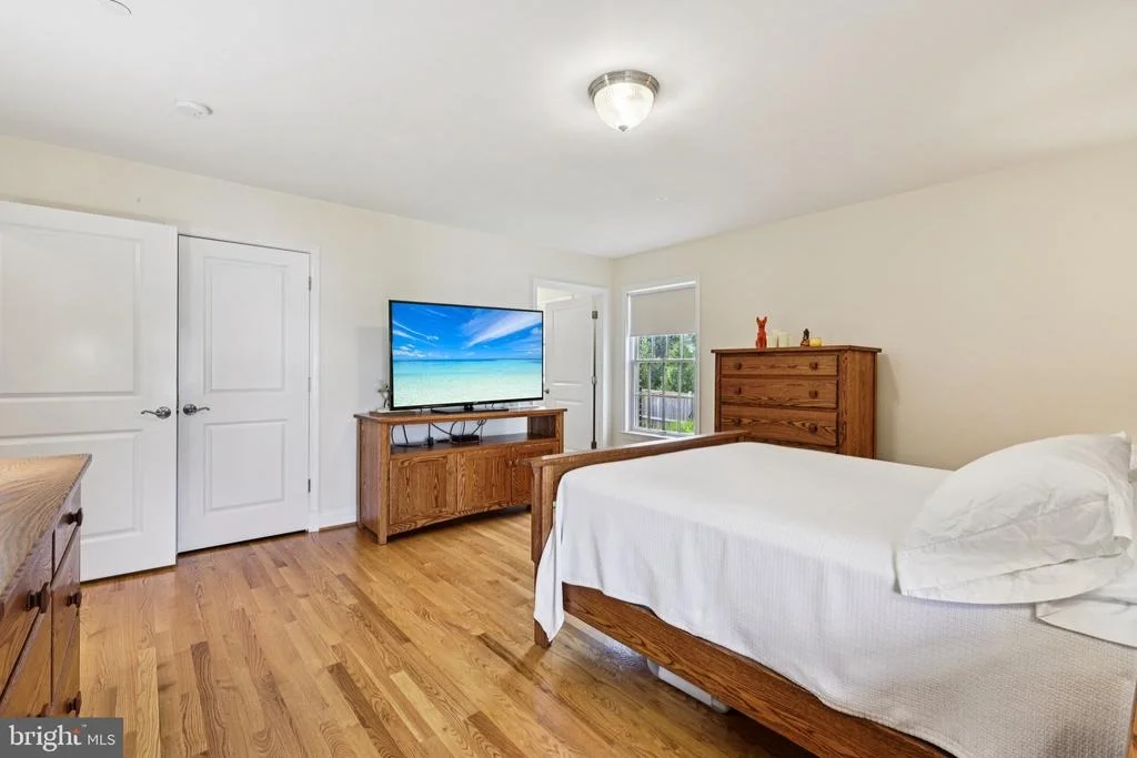 Photo of 337 SETH PLACE
