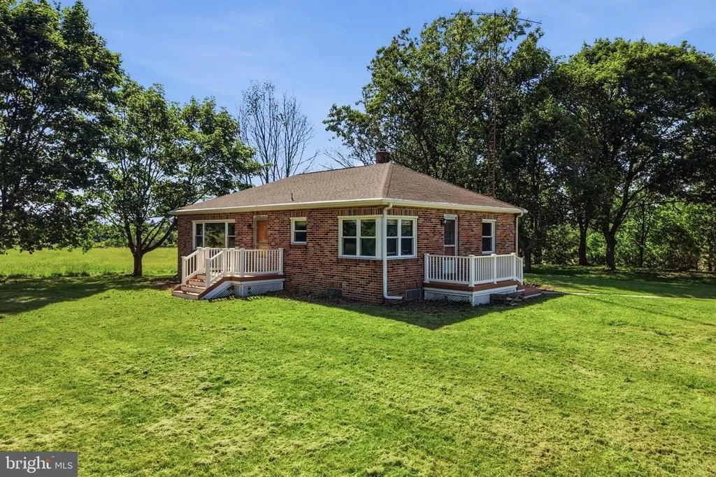 Photo of 3560 RAINTREE ROAD