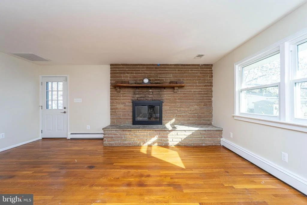 Photo of 1029 HARRISON DRIVE