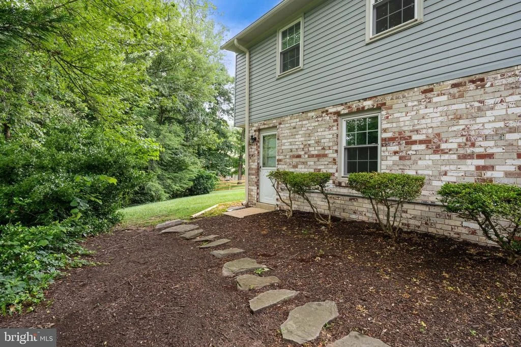 Photo of 2719 DEEPFORD DRIVE