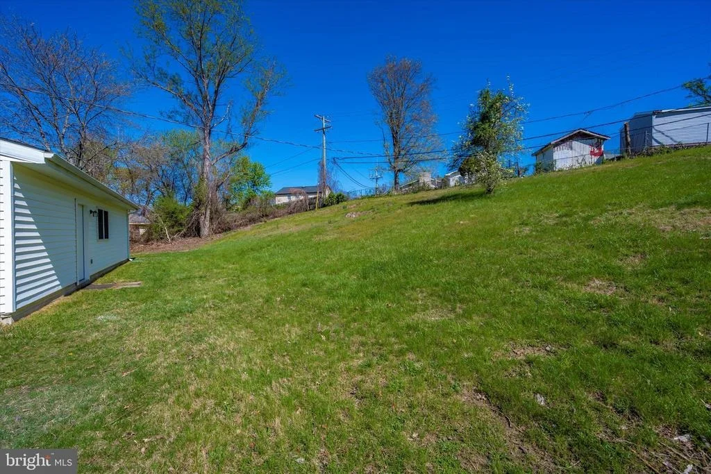 Photo of 2809 FARRIS LANE