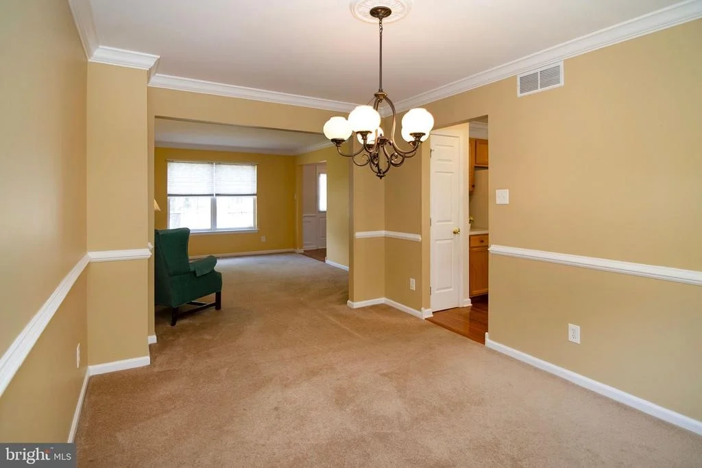 Photo of 34 CHESTERTOWN ROAD