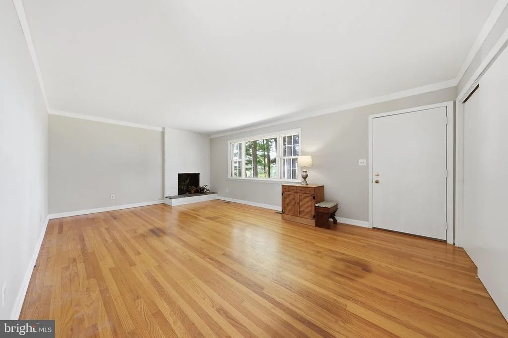 Photo of 5425 JEFFERSON BOULEVARD