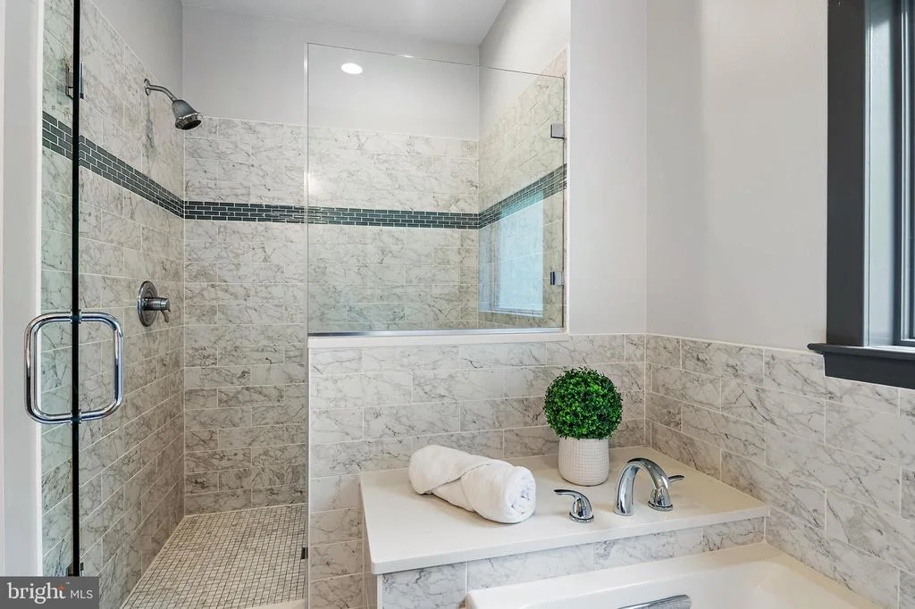 Photo of 621 HARBOR DRIVE