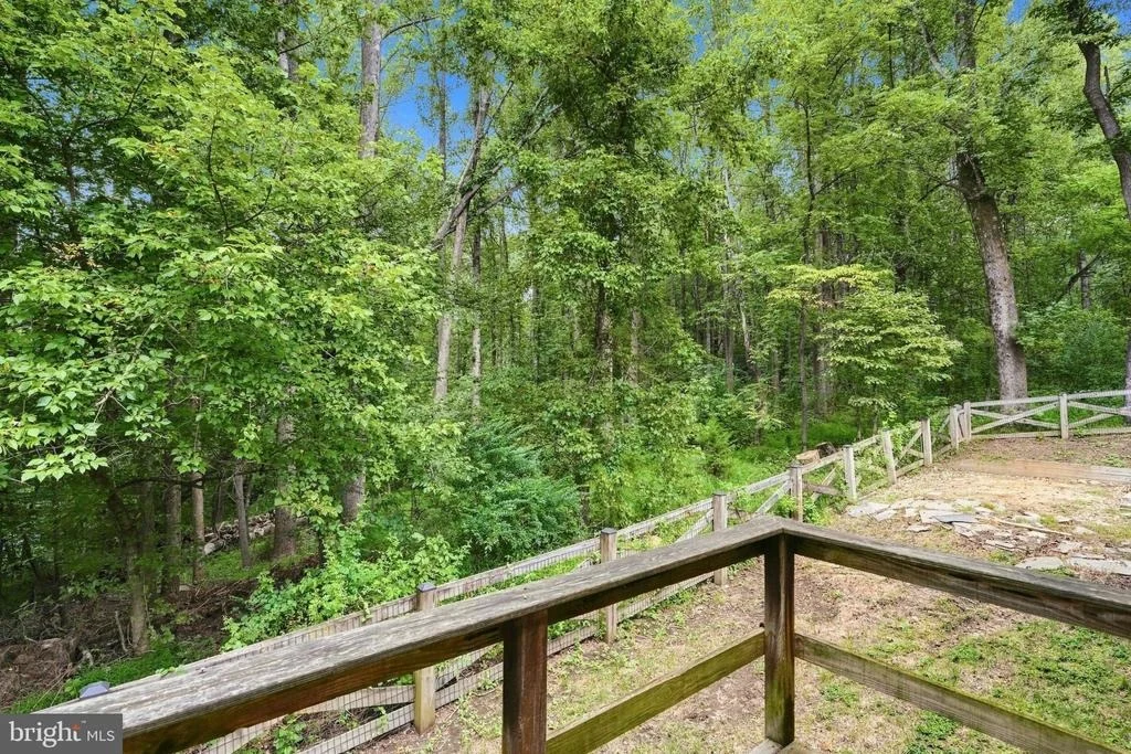 Photo of 7221 CLIFTON ROAD