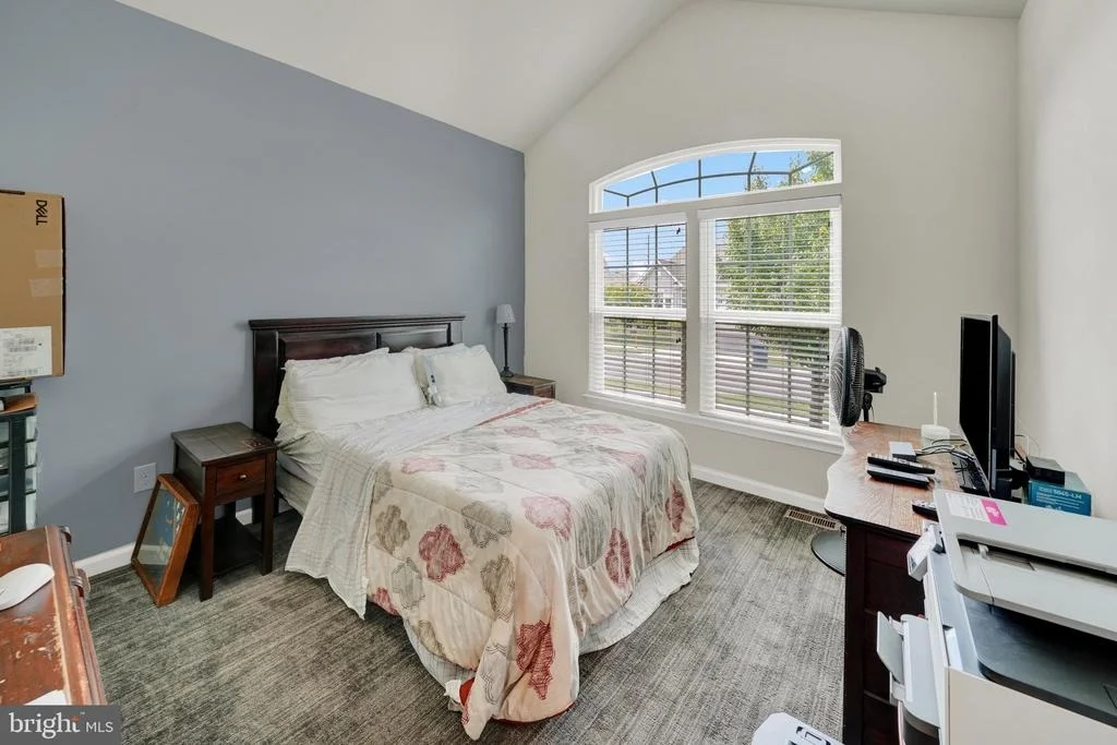 Photo of 535 STONEHAVEN DRIVE
