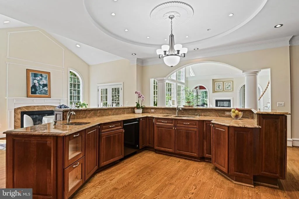 Photo of 3750 PROSPERITY AVENUE