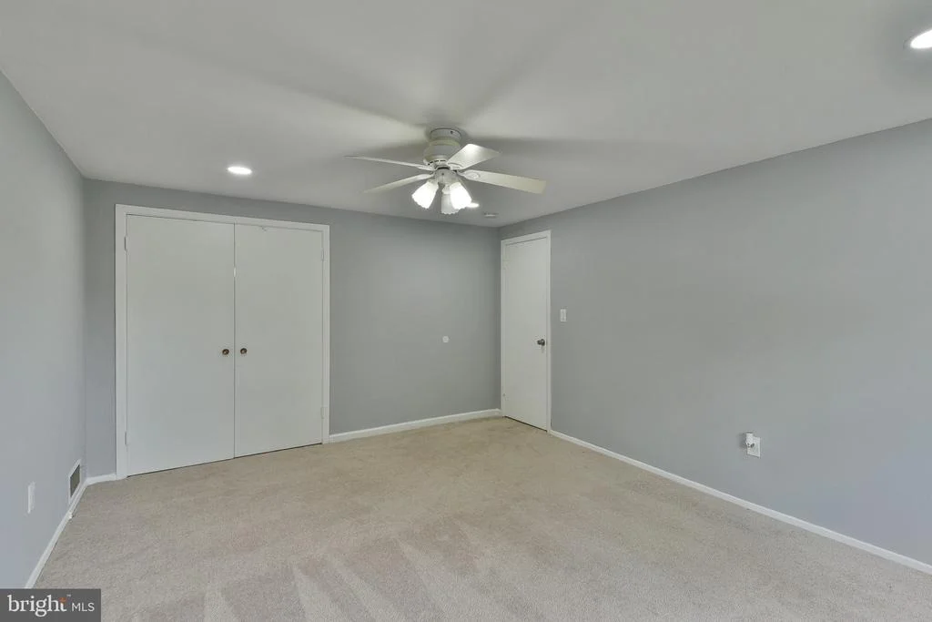 Photo of 8 WINDOVER LANE