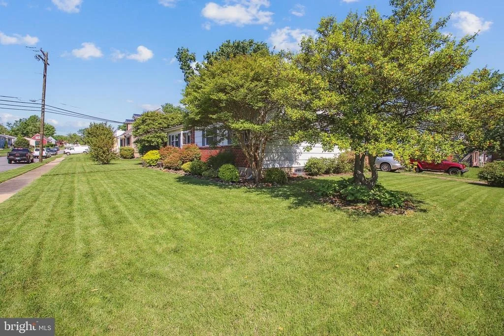 Photo of 6106 DEERBROOK ROAD