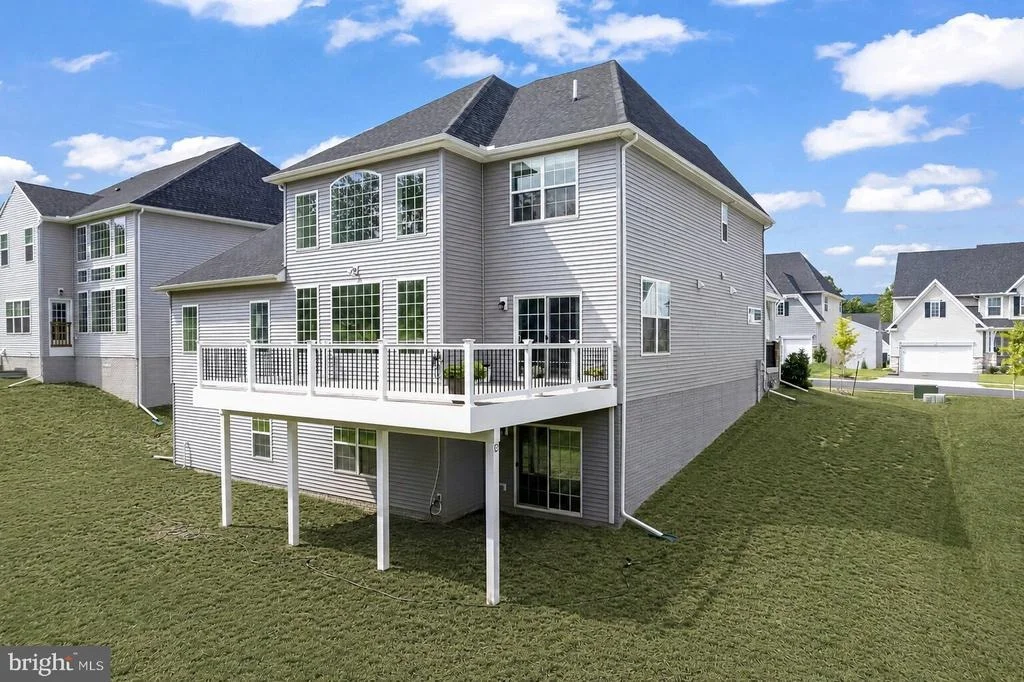 Photo of 2754 HILLFIELD DRIVE