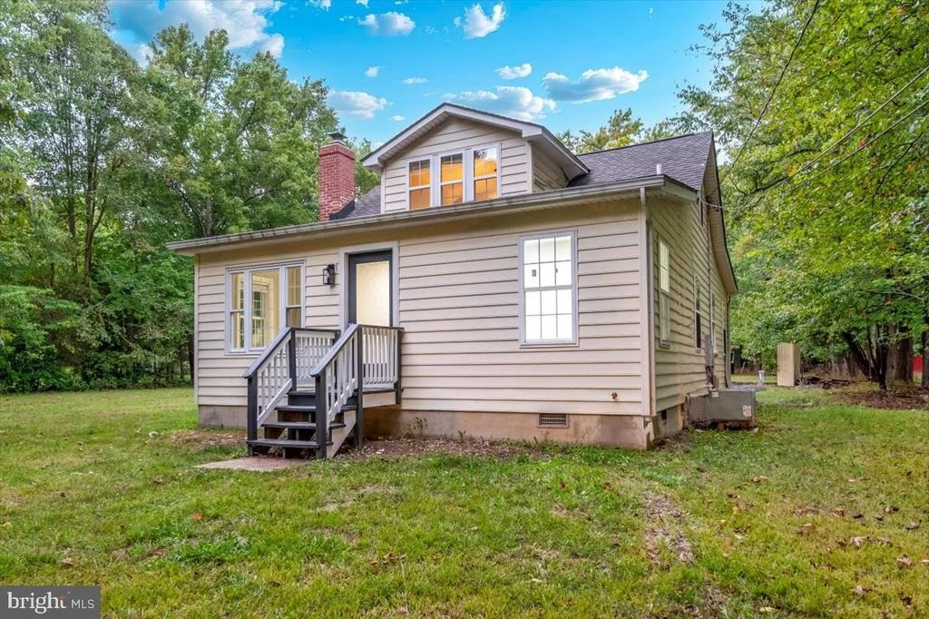 Photo of 1552 DENNIS ROAD