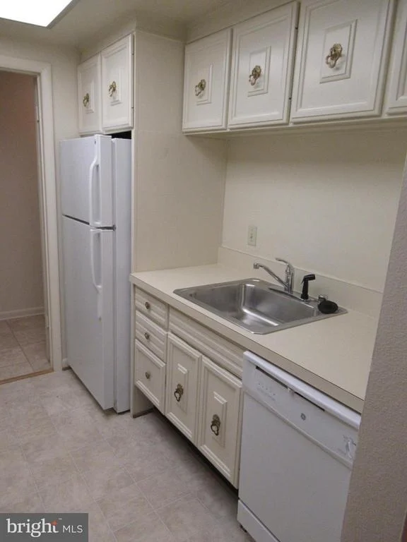 Photo of Unit 83A at 3630 GLENEAGLES DRIVE