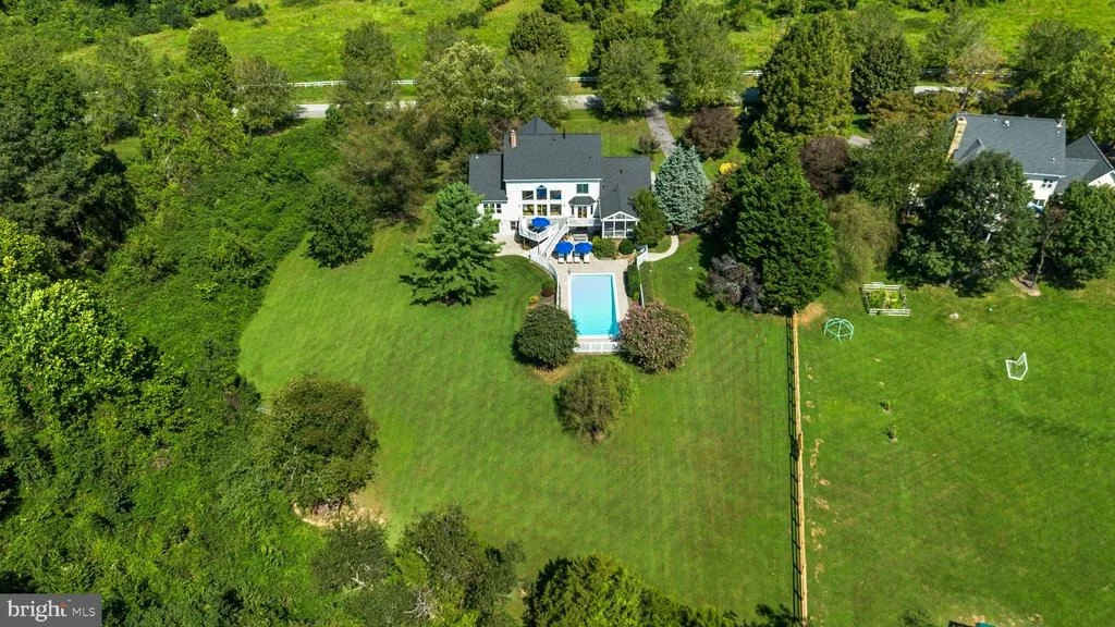 Photo of 2109 LINK ROAD