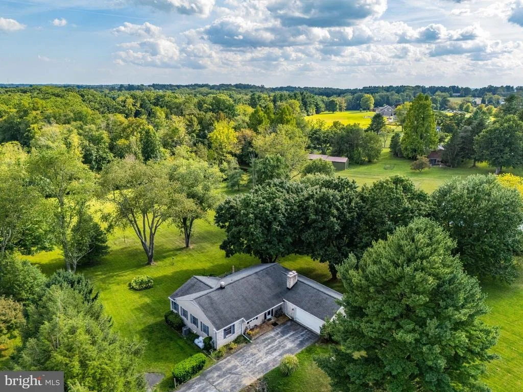 Photo of 16331 MARKOE