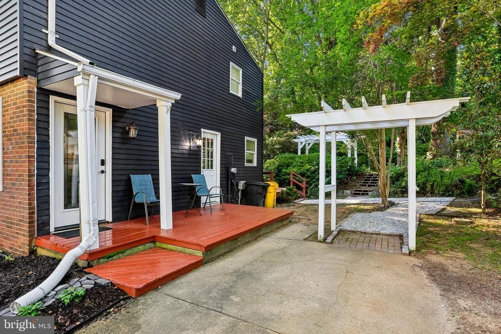 Photo of 422 BLOSSOM TREE DRIVE