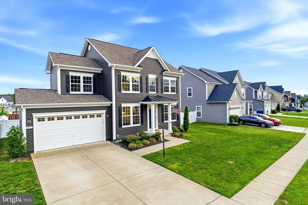 Photo of 2413 BELDEN LANE