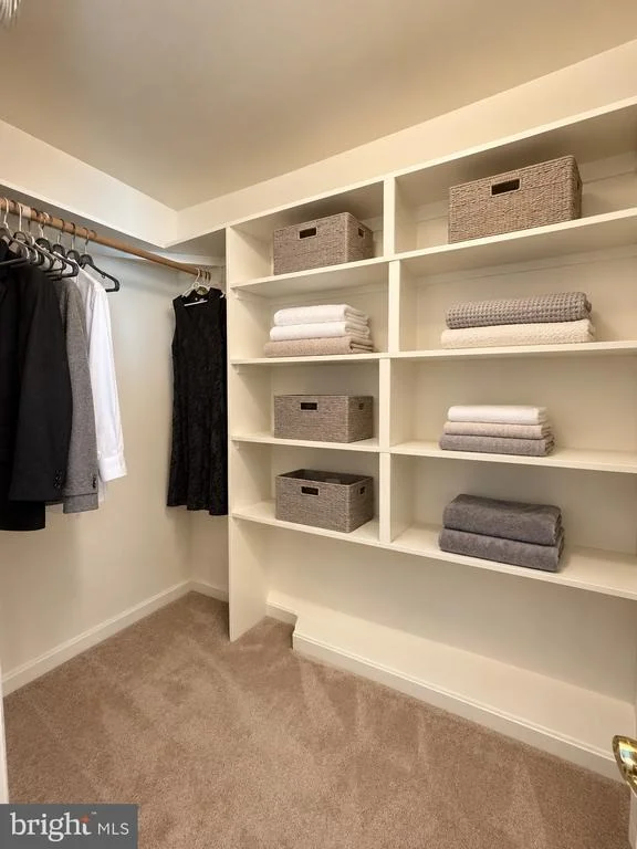 Photo of 22597 MAISON CARREE SQUARE