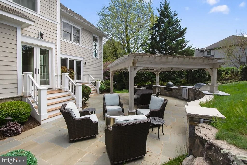 Photo of 1420 KURTZ ROAD