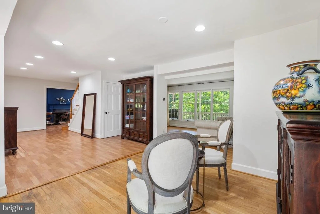 Photo of 10418 ADEL ROAD